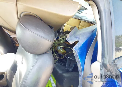 2004 Ford Mustang Gt z USA, uszkodzony, nr VIN 1FAFP42XX4F205731